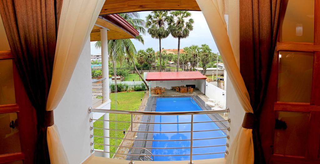 Bluewater Beach Resort Trincomalee Room photo